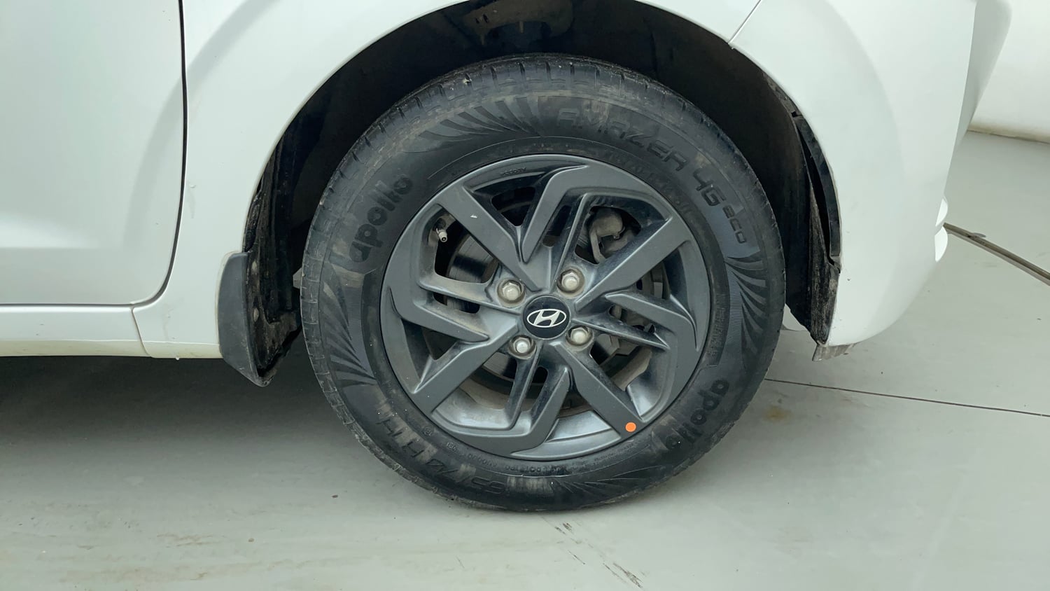 Used 2021 Hyundai Grand i10 Nios Sportz 1.2 Kappa VTVT Petrol Manual tyres RIGHT FRONT TYRE RIM VIEW