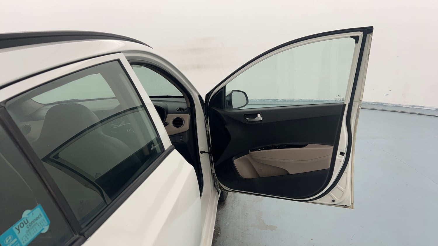Used 2018 Hyundai Grand i10 Sportz (O) U2 1.2 CRDi Diesel Manual interior RIGHT FRONT DOOR OPEN VIEW