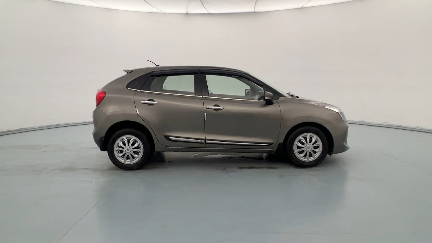 Used 2019 Maruti Suzuki Baleno Delta Petrol Manual exterior RIGHT SIDE VIEW