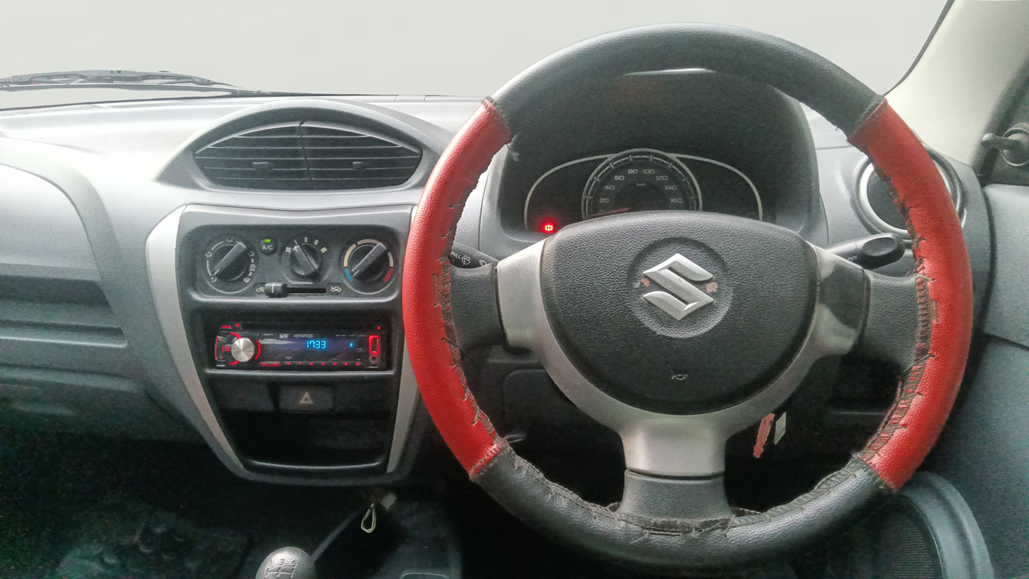 Used 2014 Maruti Suzuki Alto 800 Lxi Petrol Manual interior STEERING VIEW
