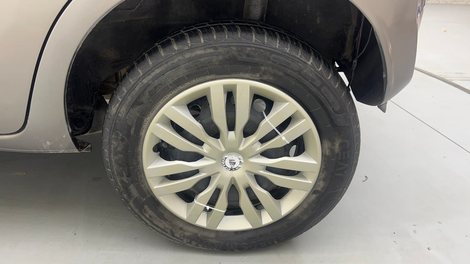 Used 2021 Datsun Redi-GO A Petrol Manual tyres LEFT REAR TYRE RIM VIEW