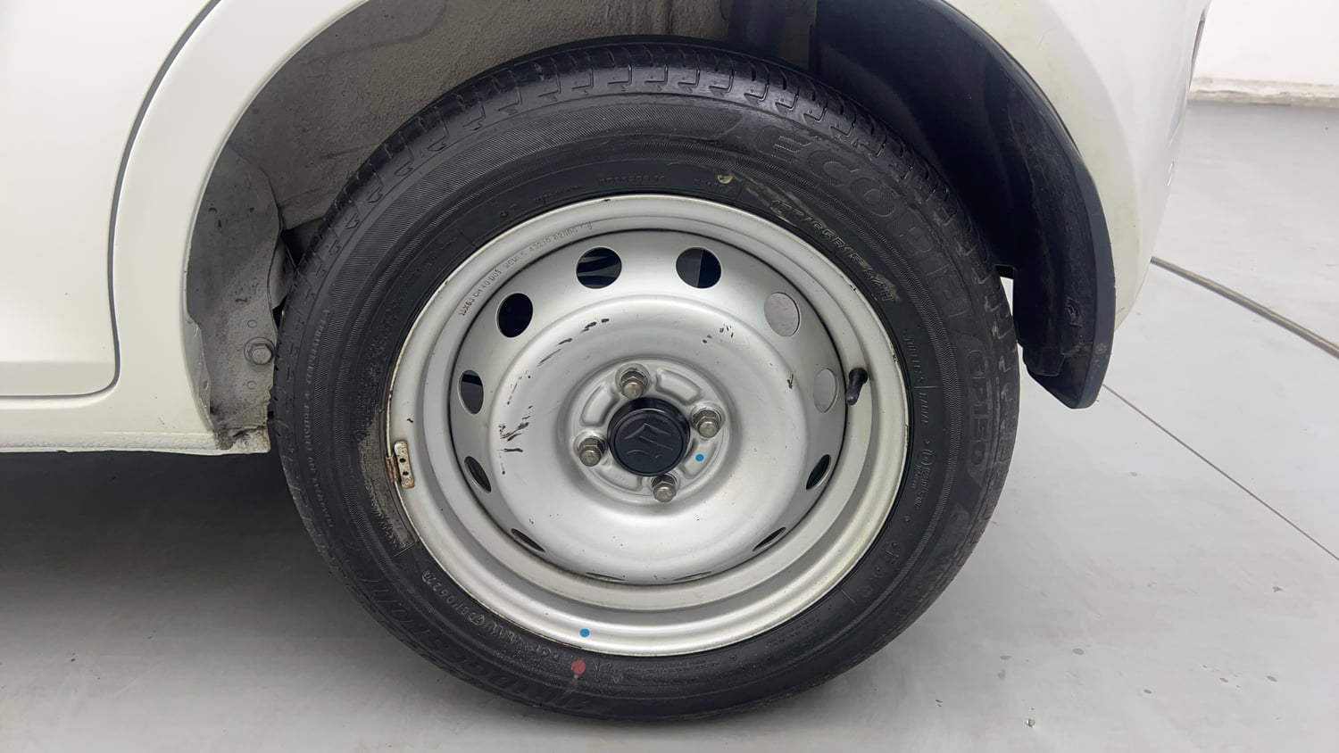 Used 2022 Maruti Suzuki Ignis Sigma 1.2 MT Petrol Manual tyres LEFT REAR TYRE RIM VIEW