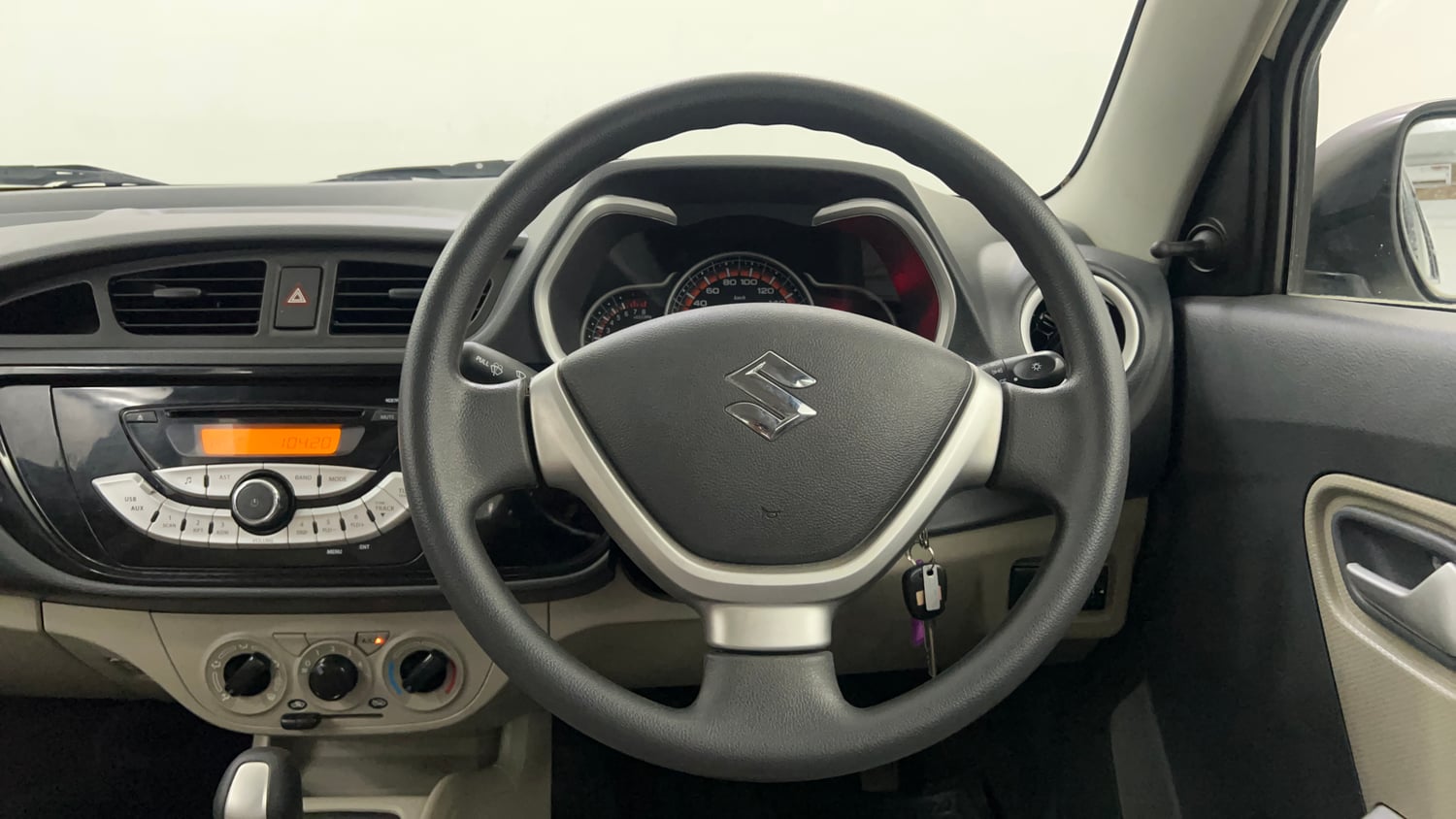 Used 2016 Maruti Suzuki Alto K10 VXi AMT Petrol Automatic interior STEERING VIEW
