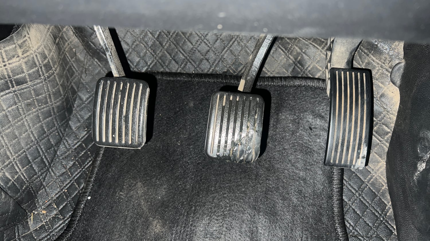 Used 2018 Hyundai Grand i10 Sportz (O) U2 1.2 CRDi Diesel Manual interior PEDALS VIEW