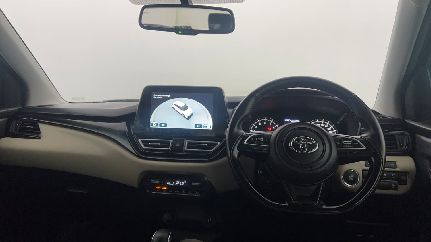 Used 2024 Toyota Glanza V AMT Petrol Automatic interior DASHBOARD VIEW