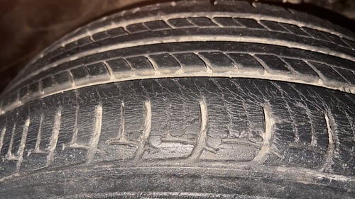 Used 2016 Maruti Suzuki Baleno Alpha 1.2 Petrol Manual tyres RIGHT FRONT TYRE TREAD VIEW