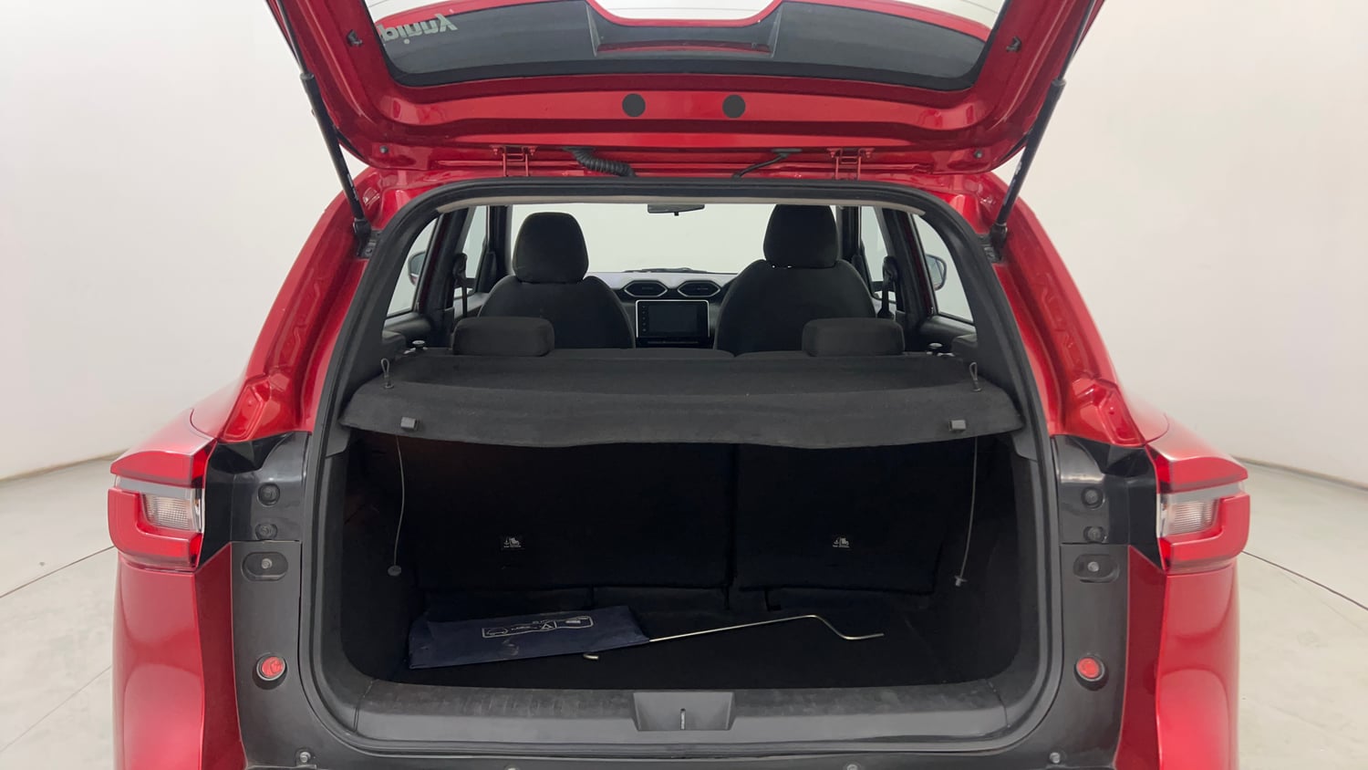 Used 2023 Nissan Magnite XV Premium Petrol Manual interior DICKY INSIDE VIEW