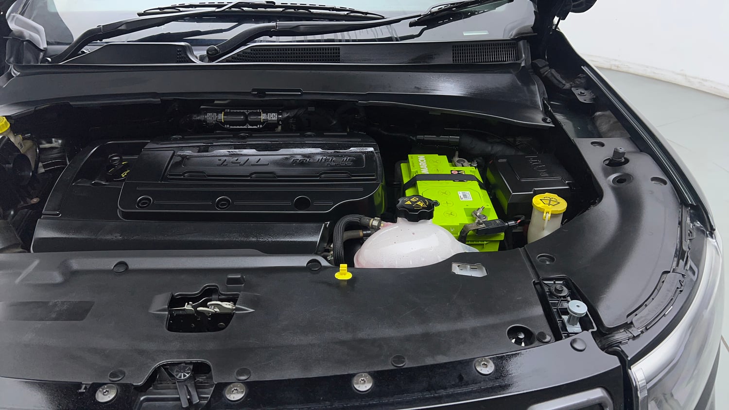Used 2022 Jeep Compass Model S (O) 1.4 Petrol DCT Petrol Automatic engine ENGINE LEFT SIDE VIEW