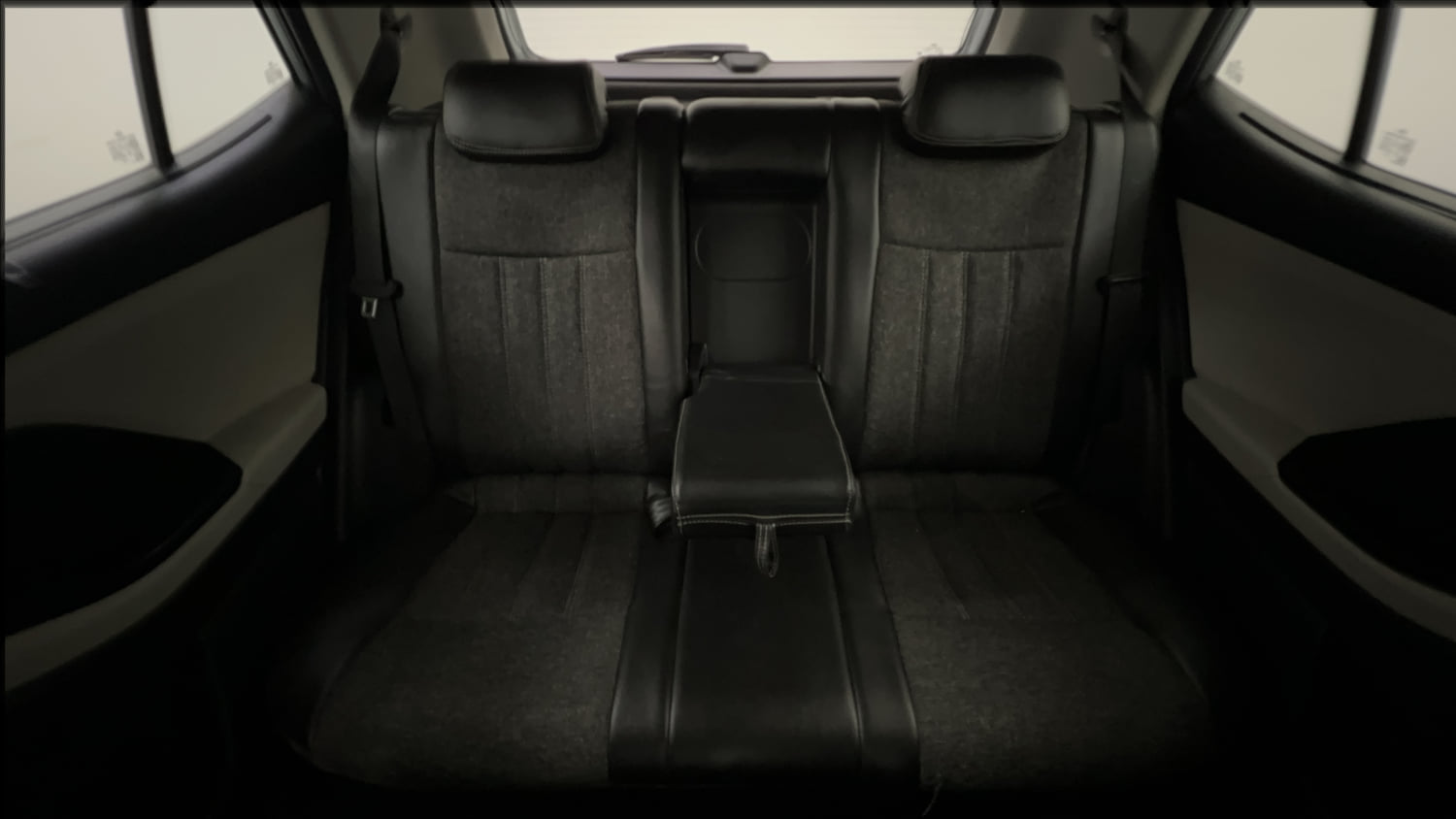 Used 2022 Hyundai Creta SX 1.5 Petrol Petrol Manual interior REAR SEAT CONDITION VIEW