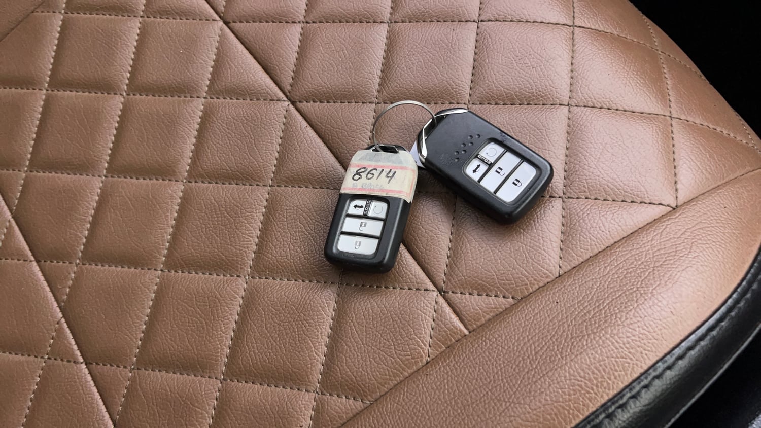 Used 2025 Honda Amaze VX 1.2 Petrol CVT Petrol Automatic extra CAR KEY VIEW