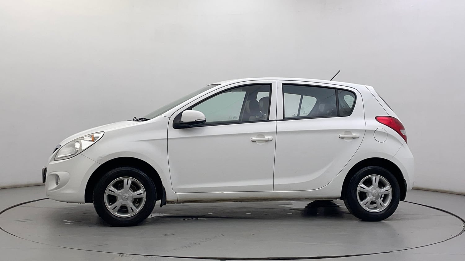 Used 2012 Hyundai i20 Asta 1.2 Petrol Manual exterior LEFT SIDE VIEW