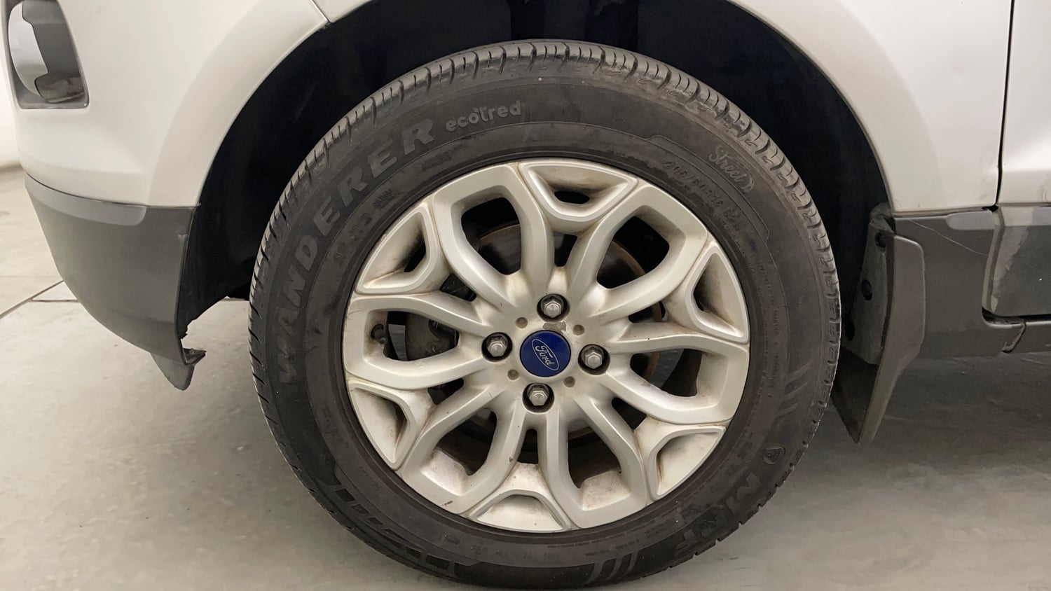 Used 2016 Ford EcoSport Titanium 1.5L TDCi Diesel Manual tyres LEFT FRONT TYRE RIM VIEW