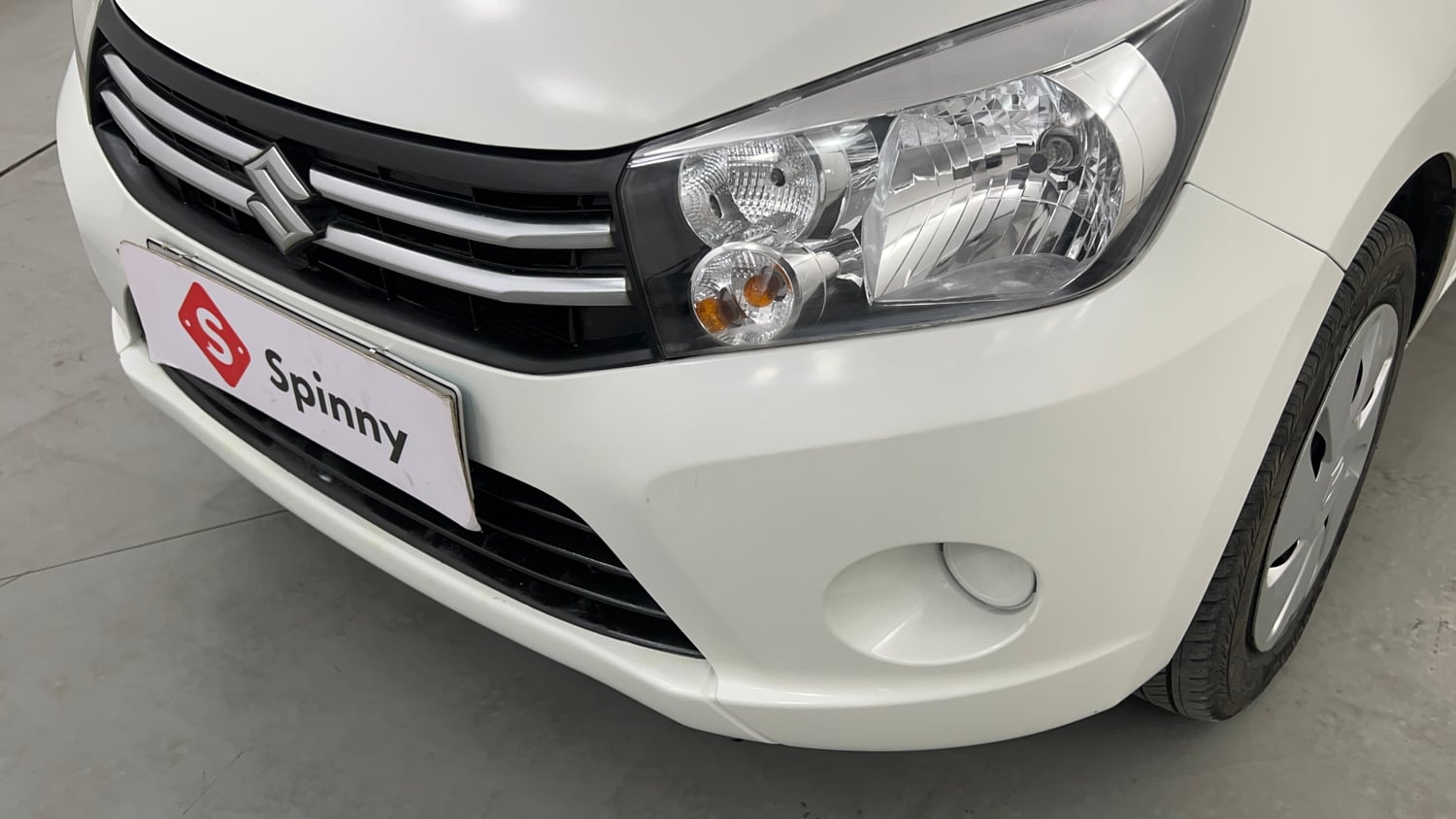 Used 2017 Maruti Suzuki Celerio VXi AMT Petrol Automatic dents MINOR SCRATCH