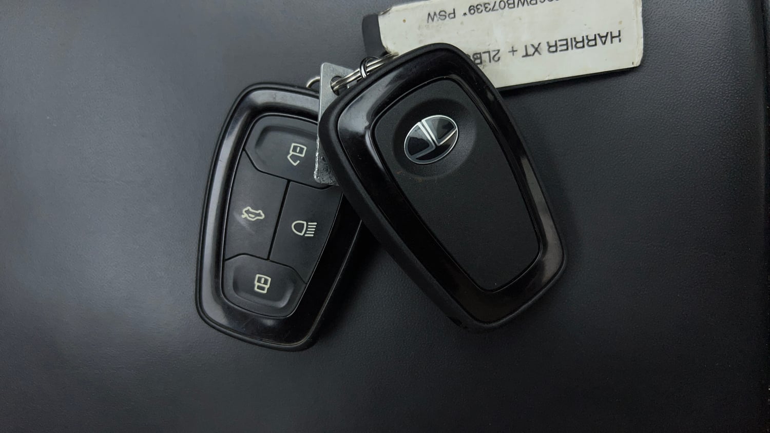 Used 2023 Tata Harrier XT Plus Diesel Manual extra CAR KEY VIEW
