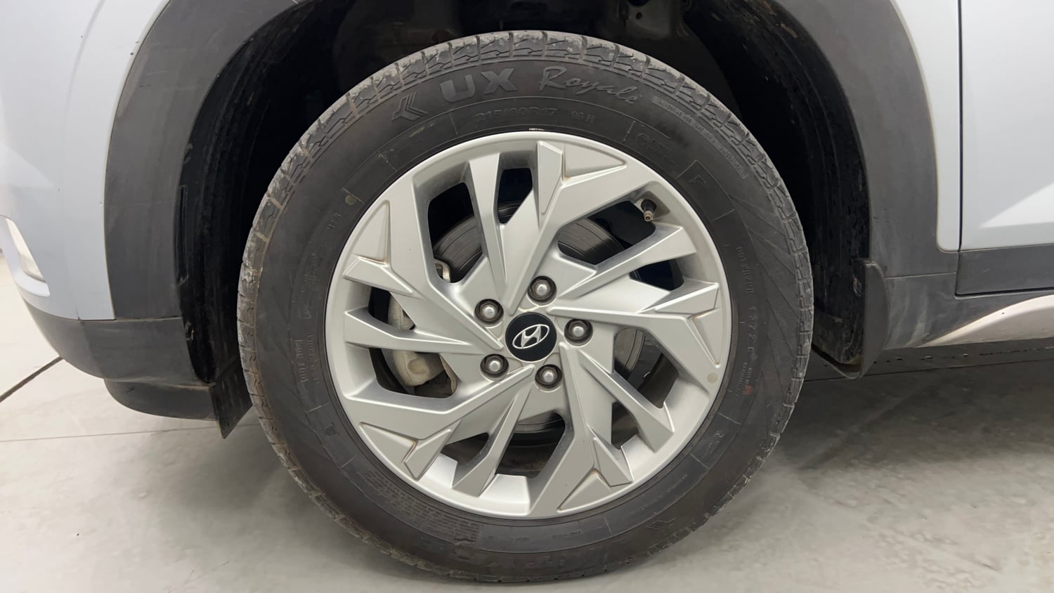 Used 2022 Hyundai Creta SX 1.5 Petrol Petrol Manual tyres LEFT FRONT TYRE RIM VIEW