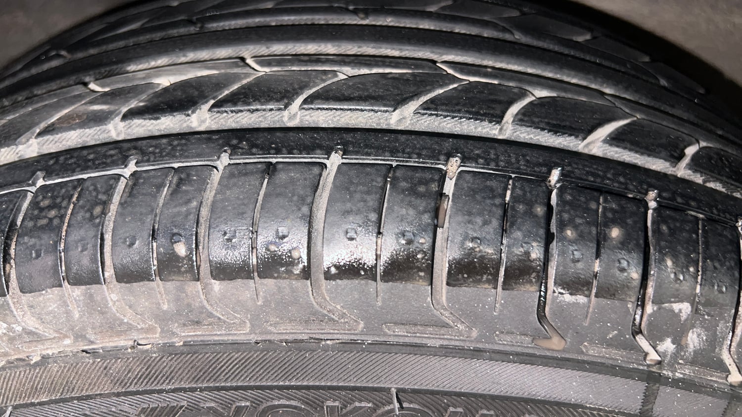 Used 2013 Hyundai i20 Era 1.2 Petrol Manual tyres RIGHT REAR TYRE TREAD VIEW