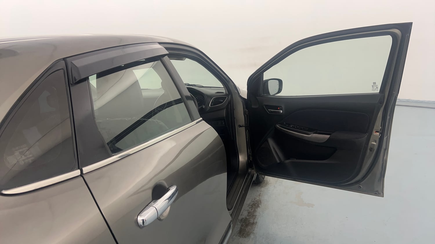 Used 2019 Maruti Suzuki Baleno Delta Petrol Manual interior RIGHT FRONT DOOR OPEN VIEW