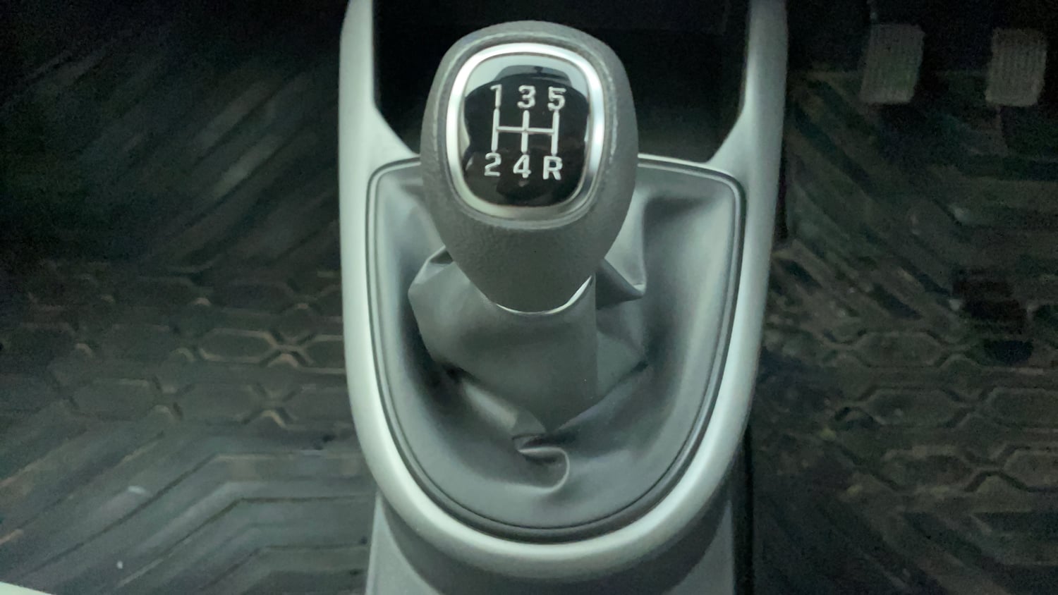 Used 2021 Hyundai Grand i10 Nios Sportz 1.2 Kappa VTVT Petrol Manual interior GEAR  KNOB VIEW