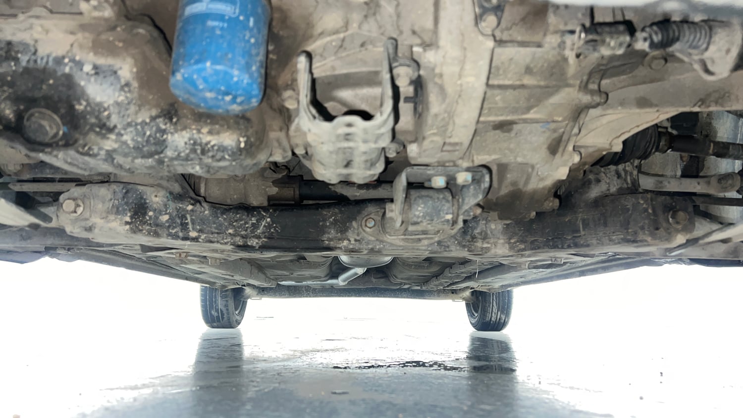Used 2014 Hyundai Xcent S 1.2 Petrol Manual extra FRONT LEFT UNDERBODY VIEW