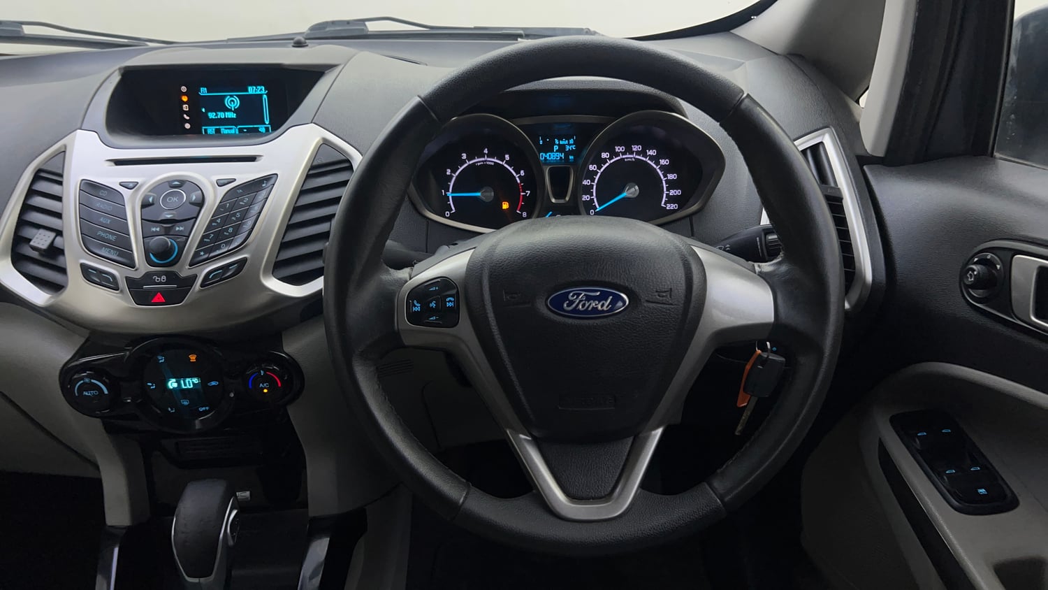 Used 2015 Ford EcoSport Titanium 1.5 Ti-VCT AT Petrol Automatic interior STEERING VIEW