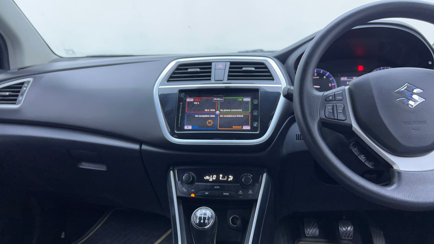 Used 2018 Maruti Suzuki S-Cross Zeta 1.3 Diesel Manual interior MUSIC SYSTEM & AC CONTROL VIEW