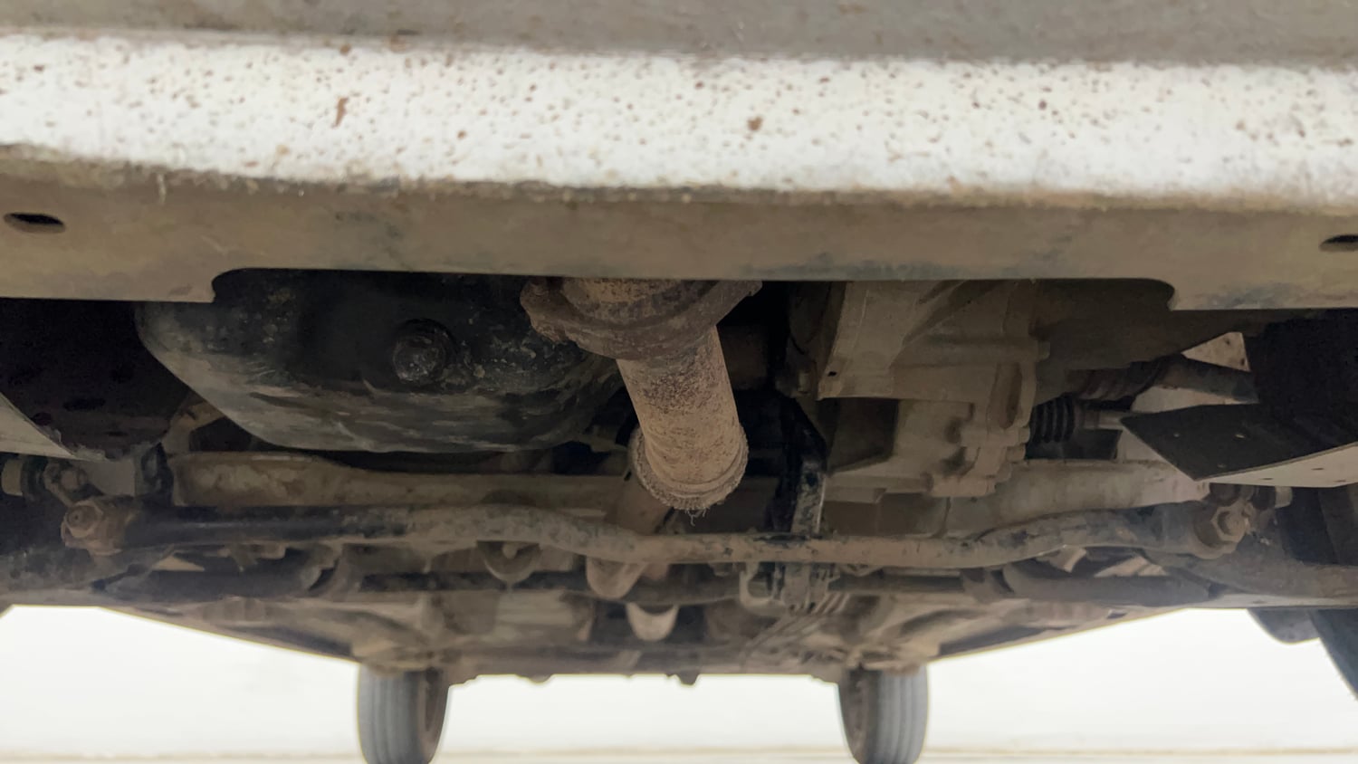 Used 2022 Tata Tigor XZ Plus CNG Cng Manual extra FRONT LEFT UNDERBODY VIEW