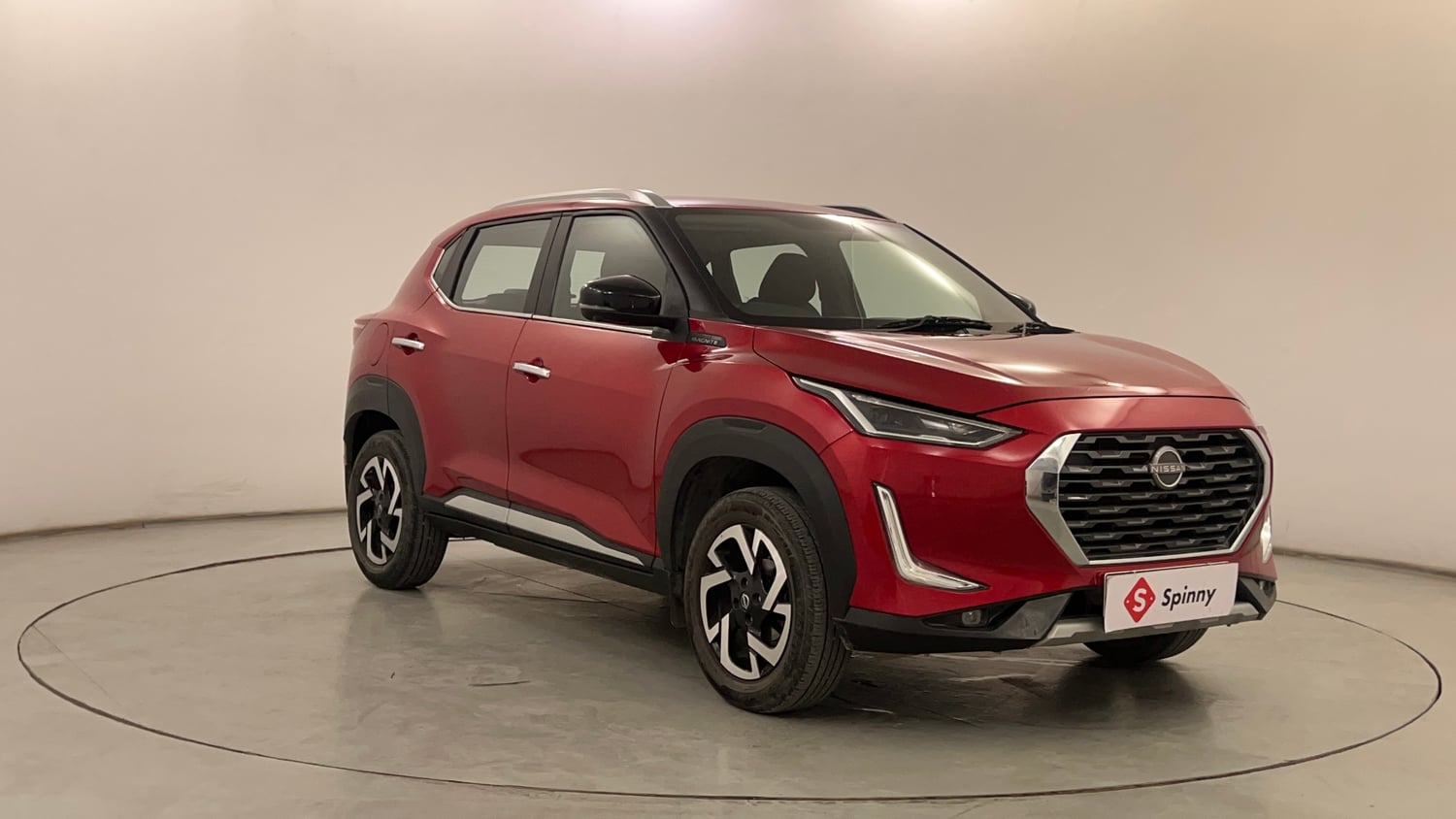 Used 2023 Nissan Magnite XV Premium Petrol Manual exterior RIGHT FRONT CORNER VIEW