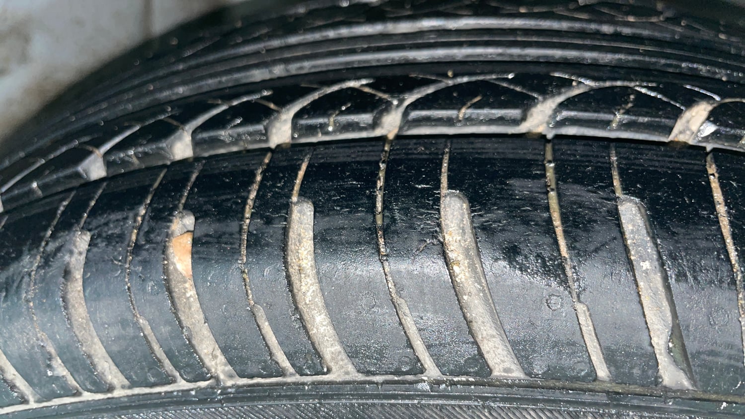 Used 2017 Honda Amaze 1.2 S i-VTEC Petrol Manual tyres RIGHT FRONT TYRE TREAD VIEW