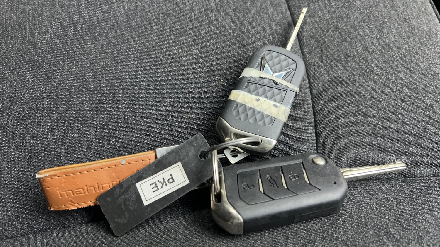 Used 2024 Mahindra XUV 3XO AX5 1.5 Diesel Diesel Manual extra CAR KEY VIEW