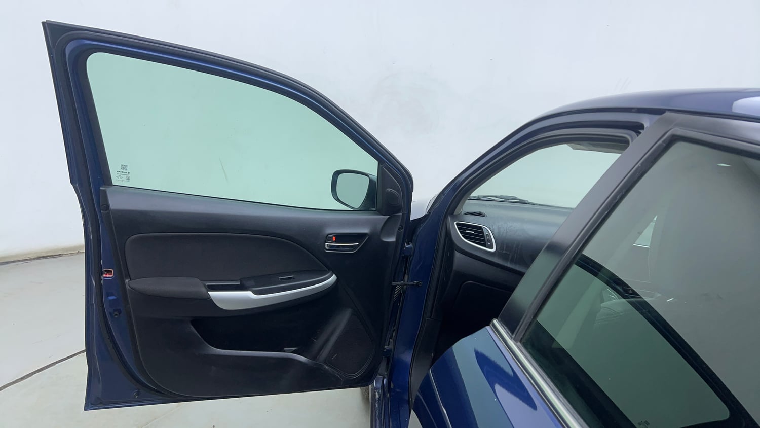 Used 2018 Maruti Suzuki Baleno Alpha 1.2 Petrol Manual interior LEFT FRONT DOOR OPEN VIEW