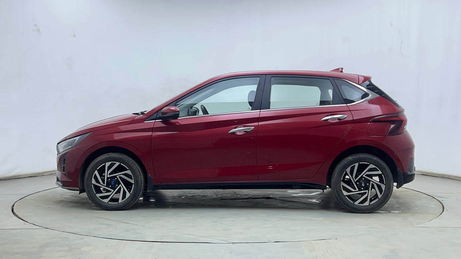 Used 2023 Hyundai New i20 Asta (O) 1.2 IVT Petrol Automatic exterior LEFT SIDE VIEW