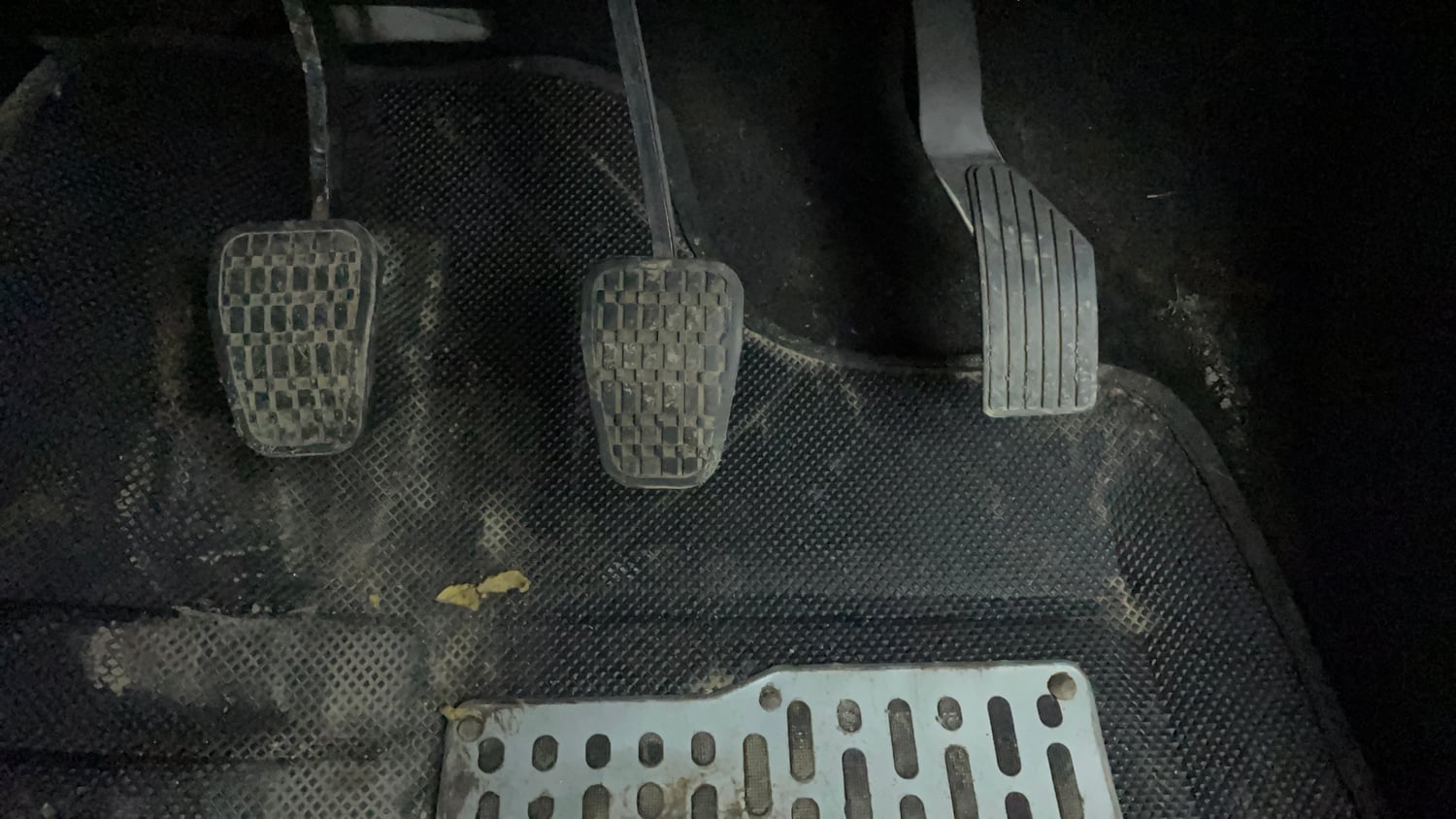 Used 2024 Tata Altroz XZ Plus (S) Dark Edition Petrol Manual interior PEDALS VIEW