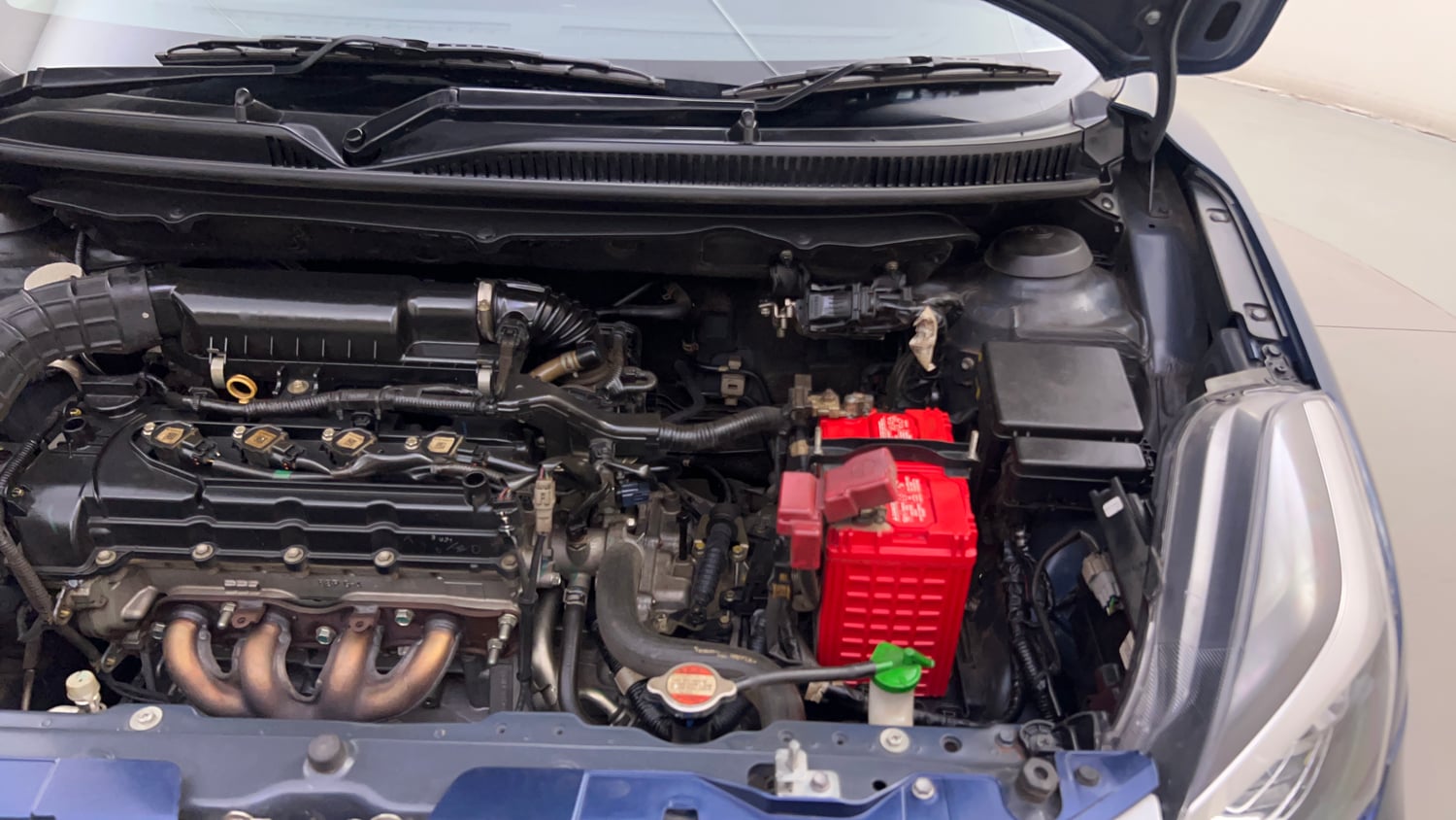 Used 2021 Maruti Suzuki Baleno Alpha Automatic Petrol Automatic engine ENGINE LEFT SIDE HINGE & APRON VIEW