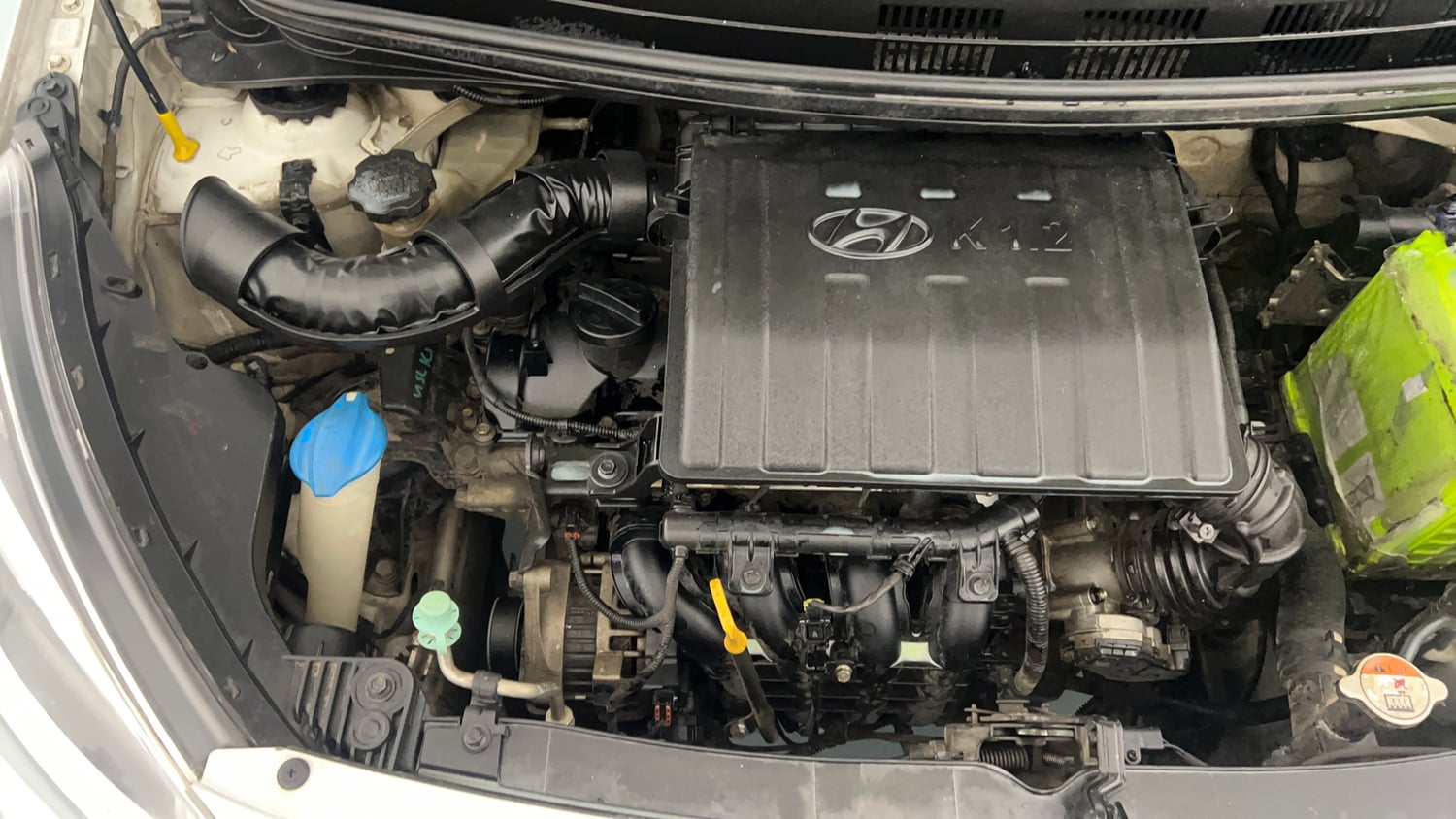 Used 2014 Hyundai Xcent S 1.2 Petrol Manual engine ENGINE RIGHT SIDE VIEW