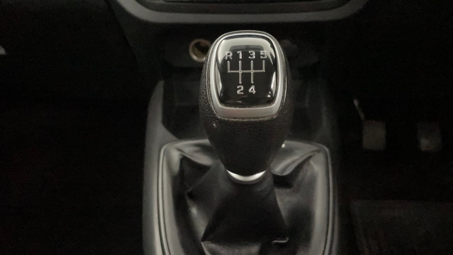 Used 2020 Hyundai Grand i10 Nios Sportz 1.0 Turbo GDi Petrol Manual interior GEAR  KNOB VIEW