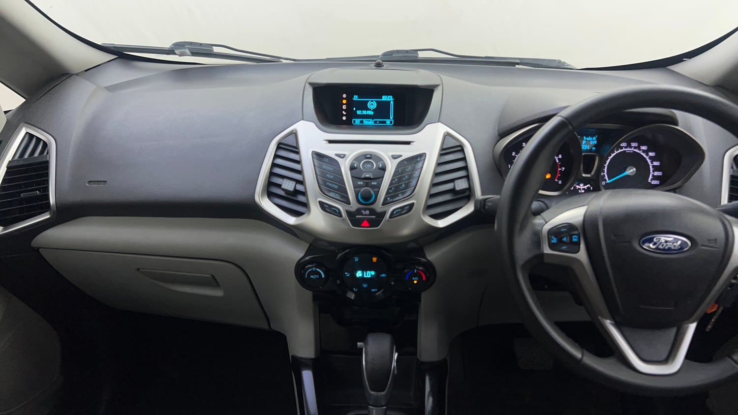 Used 2015 Ford EcoSport Titanium 1.5 Ti-VCT AT Petrol Automatic interior MUSIC SYSTEM & AC CONTROL VIEW