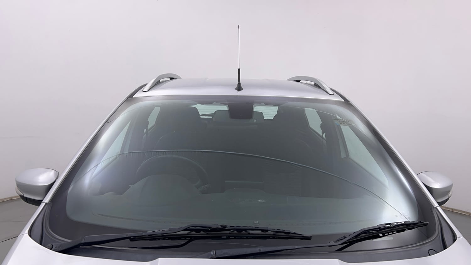 Used 2020 Ford Freestyle Titanium Plus 1.2 Ti-VCT Petrol Manual exterior FRONT WINDSHIELD VIEW