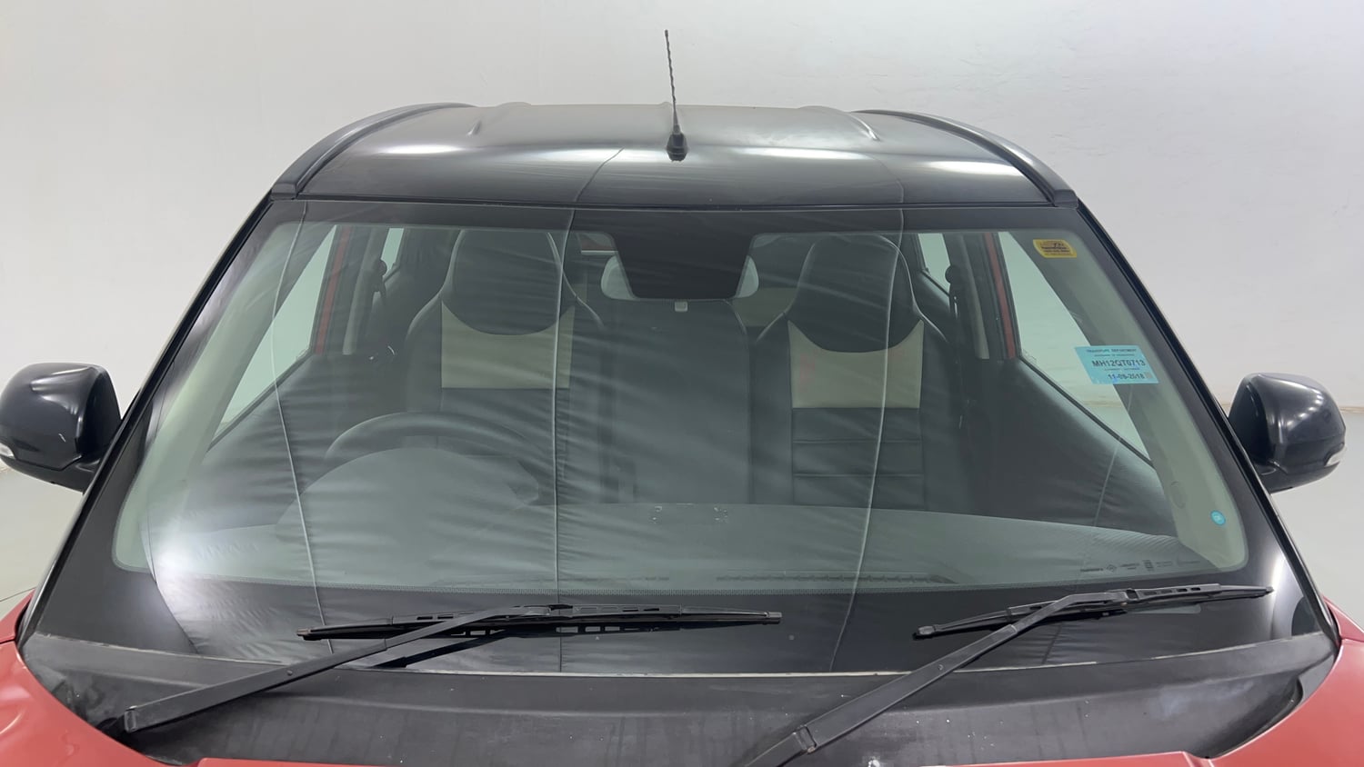 Used 2018 Mahindra KUV100 NXT K8 6 STR Petrol Manual exterior FRONT WINDSHIELD VIEW