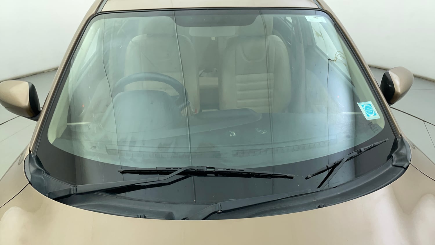 Used 2017 Maruti Suzuki Dzire VXi Petrol Manual exterior FRONT WINDSHIELD VIEW