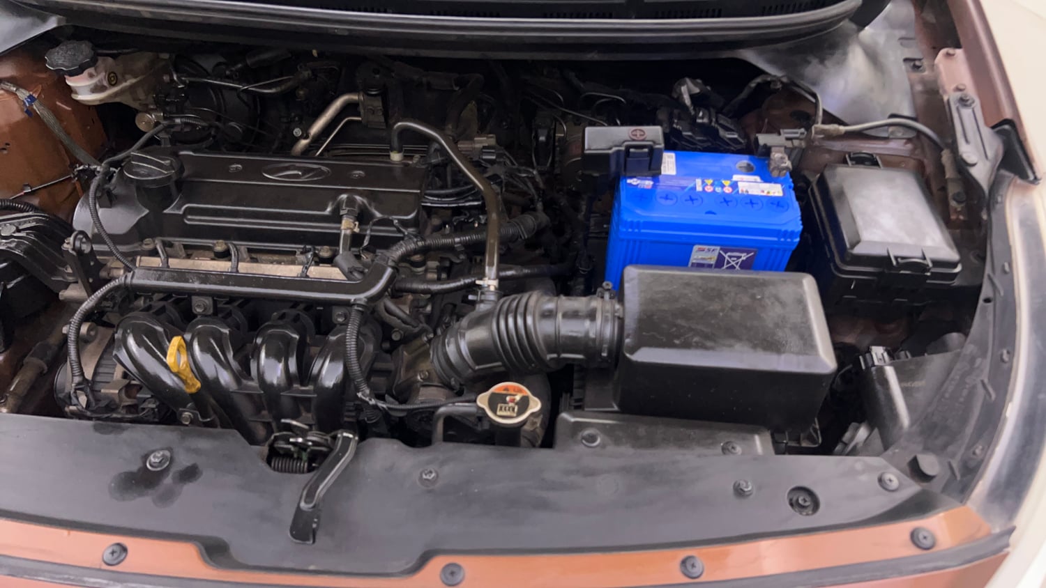 Used 2015 Hyundai i20 Active 1.2 SX Petrol Manual engine ENGINE LEFT SIDE VIEW