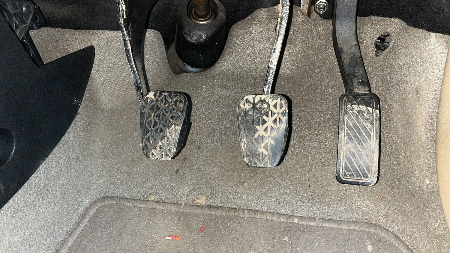 Used 2018 Ford Figo Aspire Trend 1.2 Ti-VCT Petrol Manual interior PEDALS VIEW