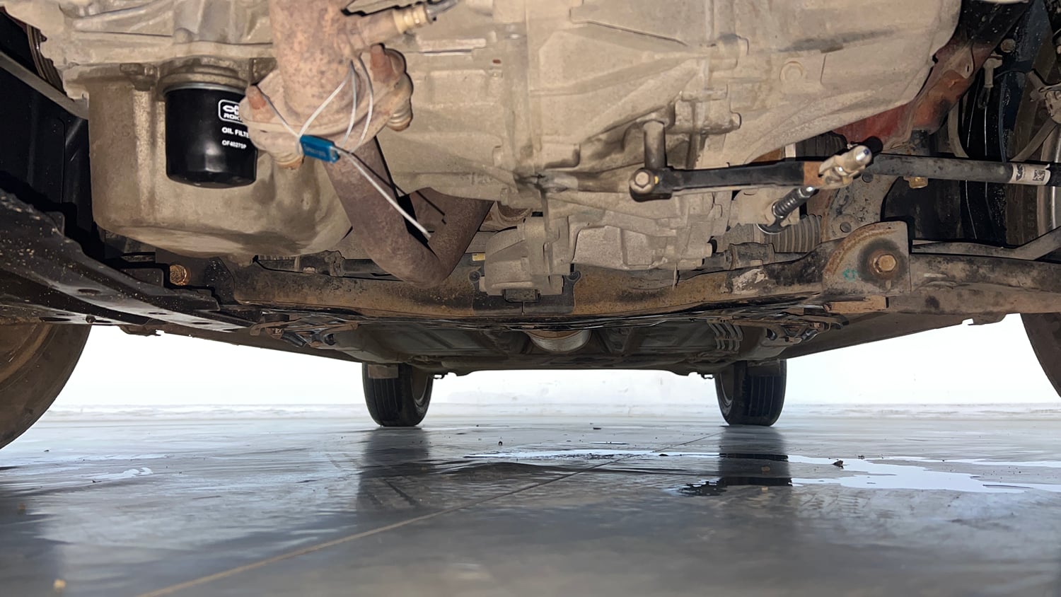 Used 2016 Maruti Suzuki Baleno Alpha 1.2 Petrol Manual extra FRONT LEFT UNDERBODY VIEW