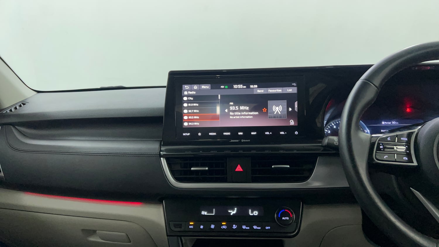 Used 2020 kia Seltos GTX Plus DCT 1.4 Petrol Automatic interior MUSIC SYSTEM & AC CONTROL VIEW