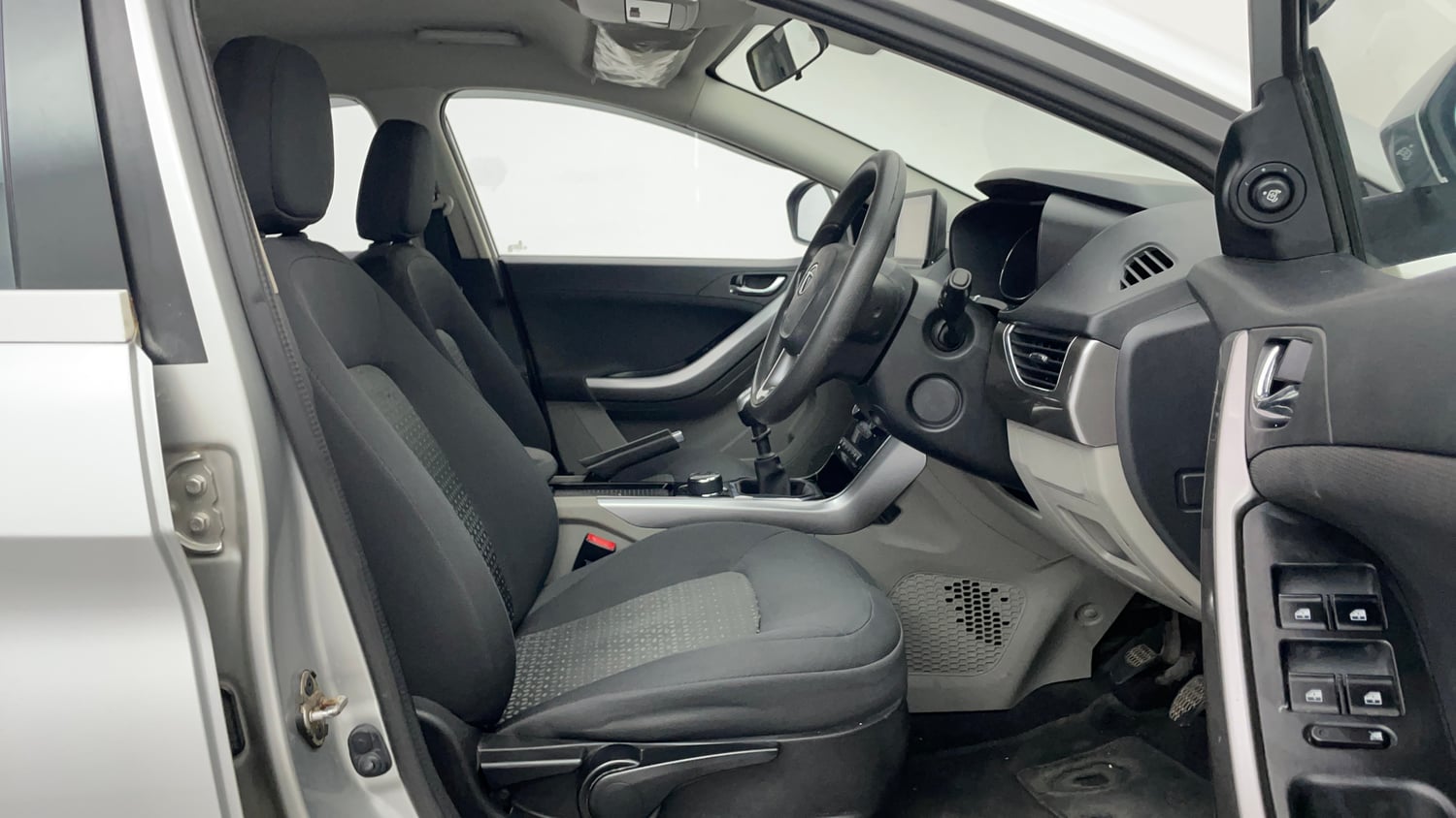 Used 2019 Tata Nexon XZ Plus Petrol Manual interior RIGHT SIDE FRONT DOOR CABIN VIEW