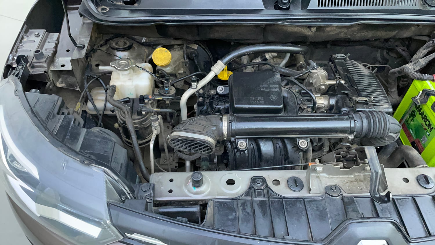 Used 2023 Renault Triber RXZ EASY-R AMT Petrol Automatic engine ENGINE RIGHT SIDE VIEW