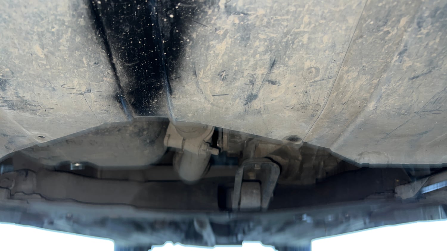 Used 2018 Maruti Suzuki S-Cross Zeta 1.3 Diesel Manual extra FRONT LEFT UNDERBODY VIEW