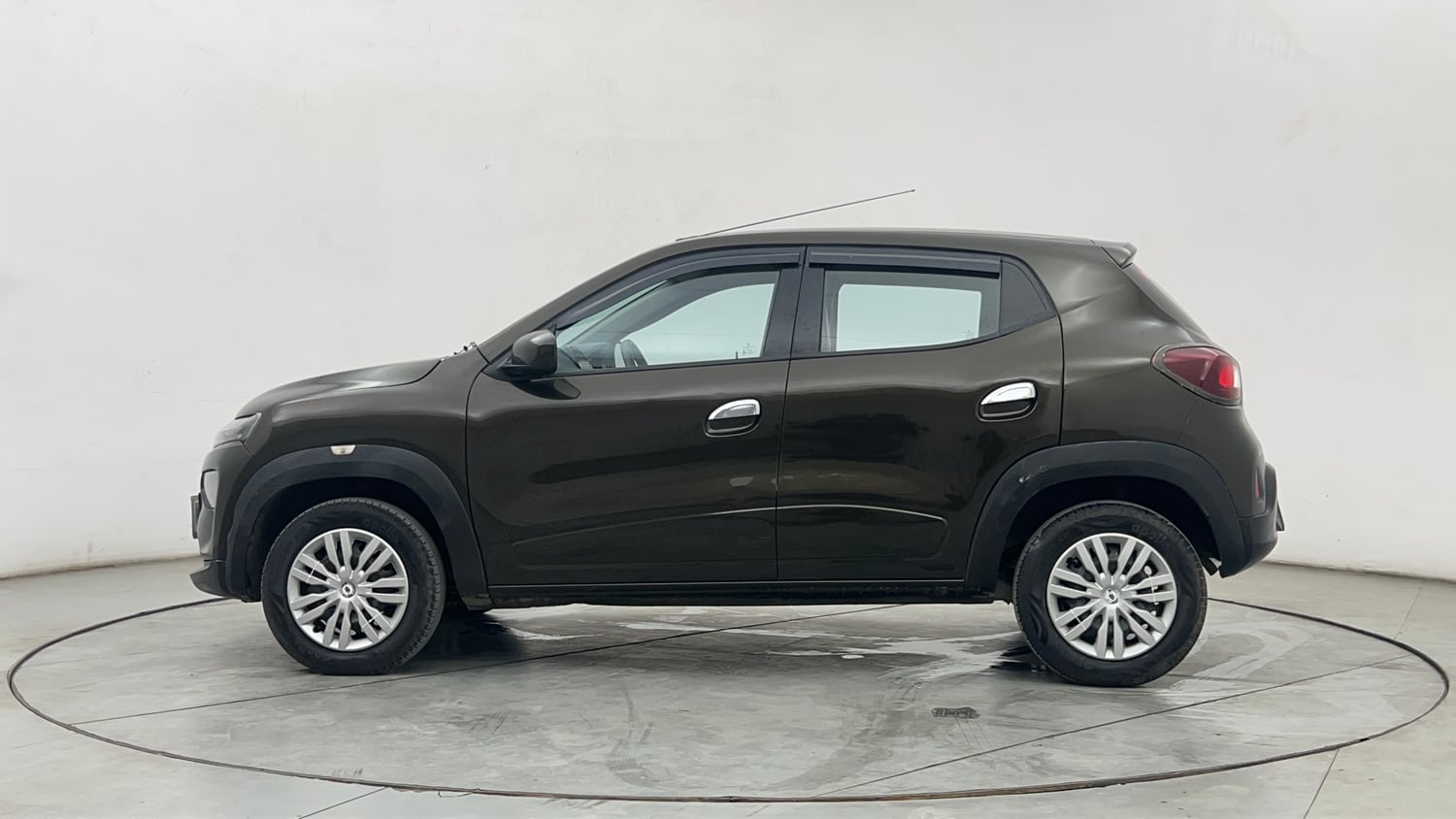 Used 2022 Renault Kwid RXT 1.0 AMT Opt Petrol Automatic exterior LEFT SIDE VIEW