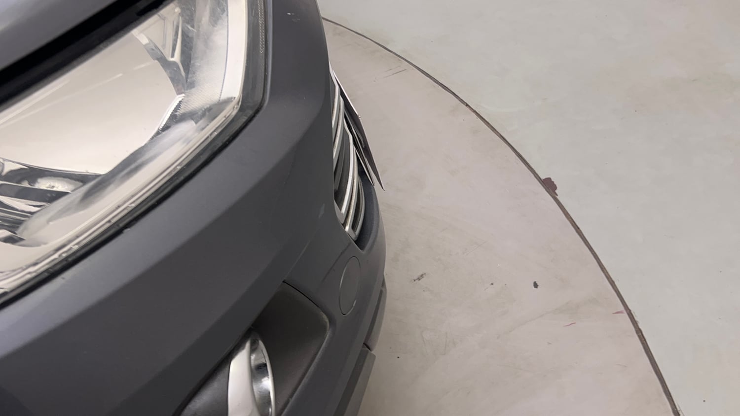 Used 2015 Ford EcoSport Titanium 1.5 Ti-VCT AT Petrol Automatic dents MINOR SCRATCH