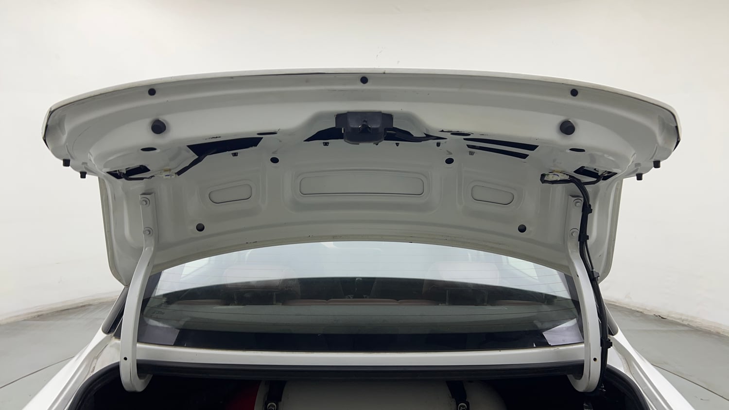 Used 2021 Hyundai Aura S 1.2 CNG Cng Manual interior DICKY DOOR OPEN VIEW