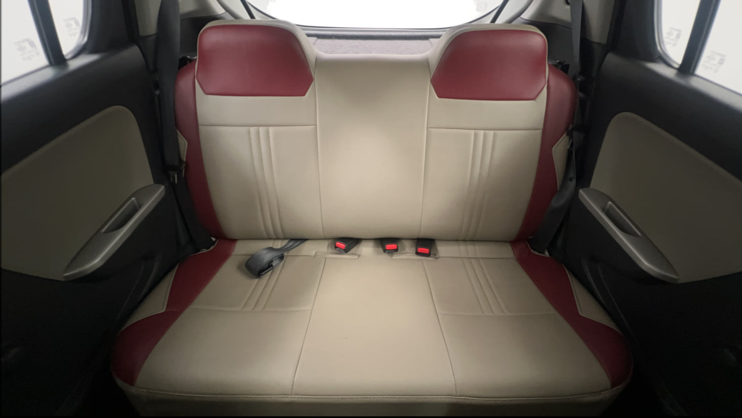 Used 2016 Maruti Suzuki Alto K10 VXi AMT Petrol Automatic interior REAR SEAT CONDITION VIEW
